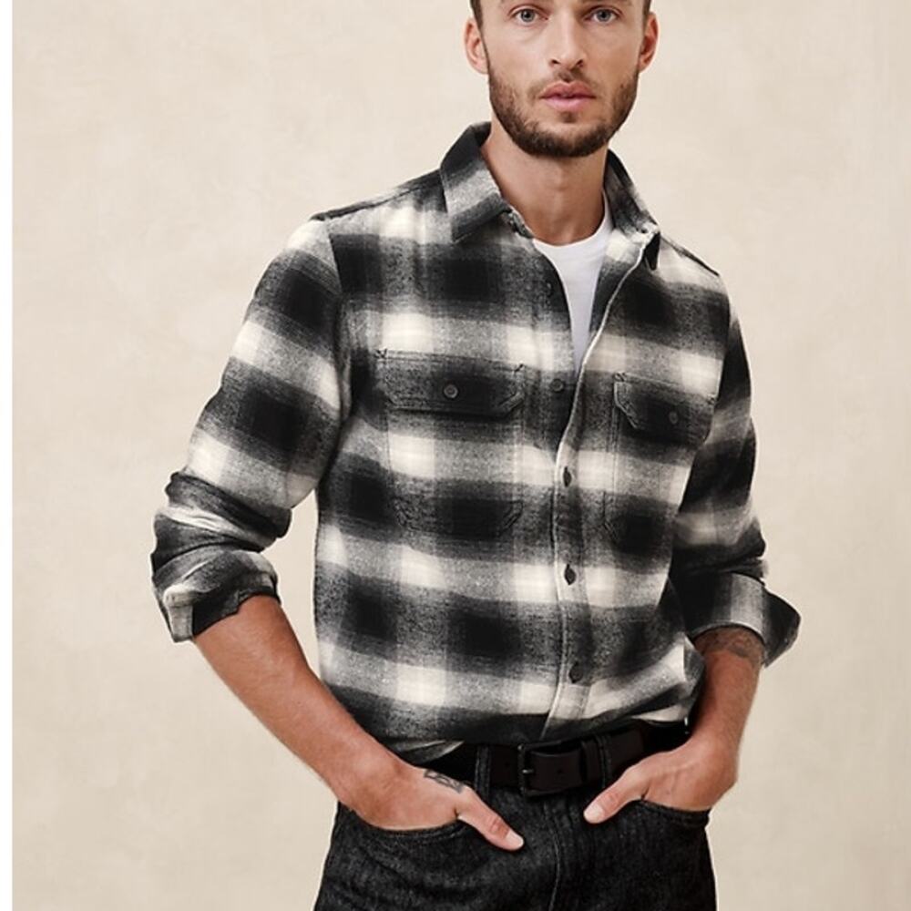 Banana‎ Republic Heavyweight Flannel Shirt M Button Up Standard Fit Long Sleeve